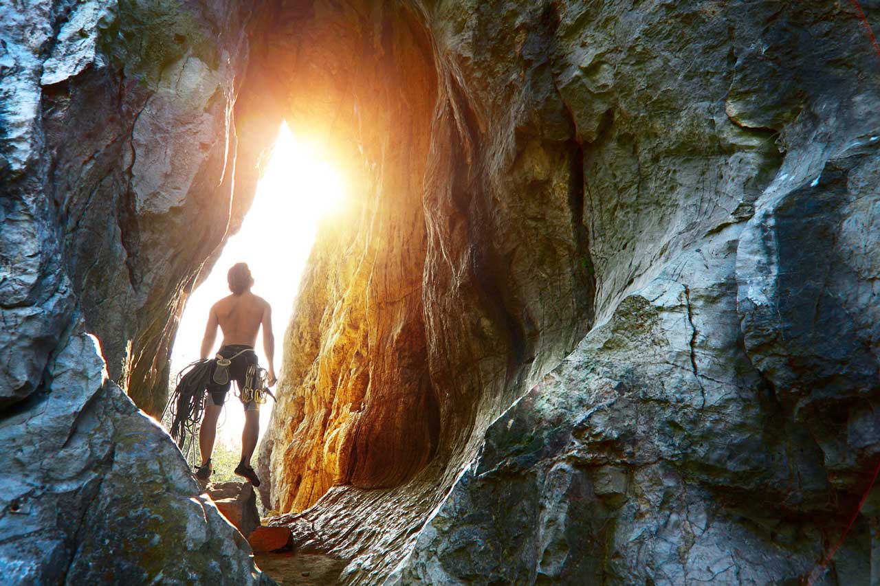 climbing-cave